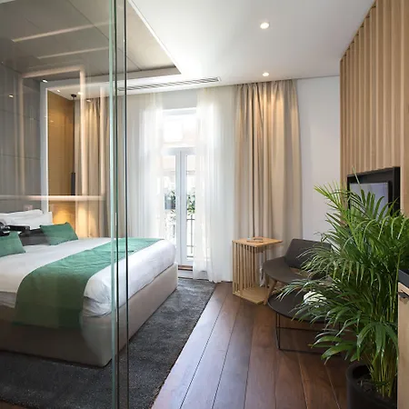 Dominic Smart & Luxury - Parliament Konukevi Belgrad