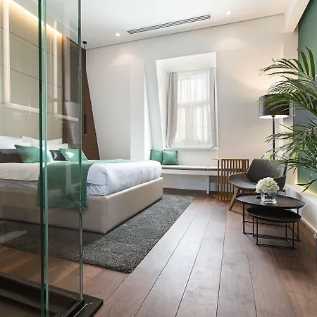 Dominic Smart & Luxury - Parliament 4* Belgrad