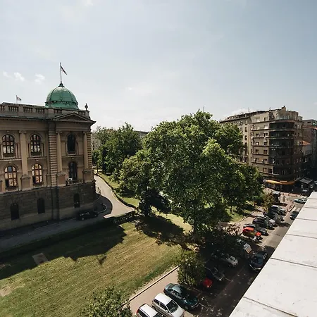 Dominic Smart & Luxury - Parliament Konukevi Belgrad